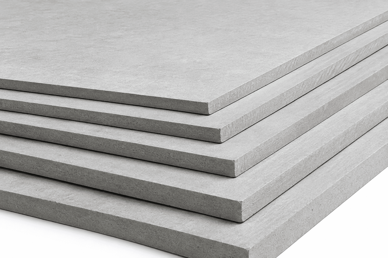 الأسمنت بورد القياسي(Standard Cement Board) هو النوع الأساسي من الأسمنت بورد، ويستخدم في الجدران الداخلية والأسقف والفواصل، ويتميز بسهولة التركيب والمتانة ومقاومته للرطوبة بدرجة مناسبة للاستخدامات الداخلية.